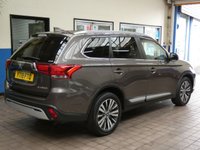 USED 2019 19 MITSUBISHI OUTLANDER 2.0 JURO 5d 148 BHP 7 SEATS APP BASED SAT NAV PARKING SENSORS MITSUBISHI WARRANTY TILL MARCH 2024