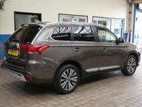 USED 2019 19 MITSUBISHI OUTLANDER 2.0 JURO 5d 148 BHP 7 SEATS APP BASED SAT NAV PARKING SENSORS MITSUBISHI WARRANTY TILL MARCH 2024