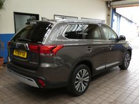 USED 2019 19 MITSUBISHI OUTLANDER 2.0 JURO 5d 148 BHP 7 SEATS APP BASED SAT NAV PARKING SENSORS MITSUBISHI WARRANTY TILL MARCH 2024
