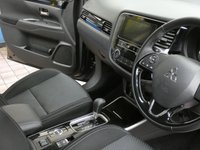 USED 2019 19 MITSUBISHI OUTLANDER 2.0 JURO 5d 148 BHP 7 SEATS APP BASED SAT NAV PARKING SENSORS MITSUBISHI WARRANTY TILL MARCH 2024