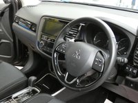 USED 2019 19 MITSUBISHI OUTLANDER 2.0 JURO 5d 148 BHP 7 SEATS APP BASED SAT NAV PARKING SENSORS MITSUBISHI WARRANTY TILL MARCH 2024