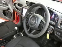 USED 2020 70 JEEP RENEGADE 1.0 NIGHT EAGLE 5d 118 BHP FREE 12 MONTHS GOLD WARRANTY SAT NAV CRUISE CONTROL PARKING SENSORS 1 OWNER SERVICE HISTORY