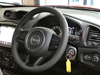 USED 2020 70 JEEP RENEGADE 1.0 NIGHT EAGLE 5d 118 BHP FREE 12 MONTHS GOLD WARRANTY SAT NAV CRUISE CONTROL PARKING SENSORS 1 OWNER SERVICE HISTORY