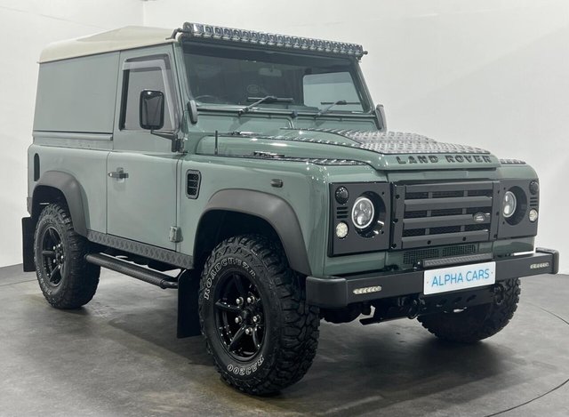 2007 07 Land Rover Defender 2.4 90 HARD TOP SWB 2d 121 BHP