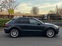USED 2017 17 PORSCHE MACAN 3.0 D S PDK 5d 258 BHP 