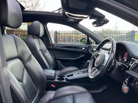 USED 2017 17 PORSCHE MACAN 3.0 D S PDK 5d 258 BHP 