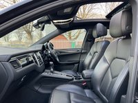 USED 2017 17 PORSCHE MACAN 3.0 D S PDK 5d 258 BHP 