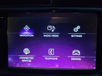 USED 2015 65 DS DS 3 1.2 PURETECH DSTYLE NAV S/S 3d 109 BHP SAT NAV - BLUETOOTH