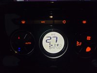 USED 2015 65 DS DS 3 1.2 PURETECH DSTYLE NAV S/S 3d 109 BHP SAT NAV - BLUETOOTH