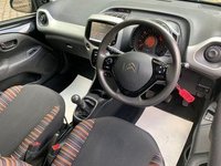 USED 2015 15 CITROEN C1 1.0 FEEL 5d 68 BHP CITROEN C1 'LIMITED EDITION' FEEL 1.0 VTi 5DR - 3 FORMER KEEPERS - ZERO ROAD TAX - SERVICE HISTORY - IDEAL 1ST CAR - LOW INSURANCE GROUP