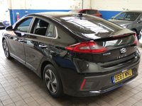 USED 2018 68 HYUNDAI IONIQ 1.6 PREMIUM MHEV 5d 140 BHP SAT NAV HEATED SEATS CAMERA HYUNDAI WARRANTY TILL NOV 2023