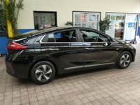 USED 2018 68 HYUNDAI IONIQ 1.6 PREMIUM MHEV 5d 140 BHP SAT NAV HEATED SEATS CAMERA HYUNDAI WARRANTY TILL NOV 2023