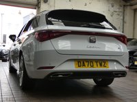 USED 2020 70 SEAT LEON 1.5 ETSI FR DSG MHEV 5d 148 BHP SAT NAV PART LEATHER PARK SENSORS SEAT WARRANTY TILL DEC 2024