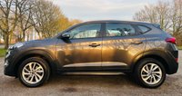 USED 2017 17 HYUNDAI TUCSON 1.7 CRDI SE NAV BLUE DRIVE 5d 114 BHP SATELLITE NAVIGATION REAR PARKING SENSORS HEATED FRONT SEATS