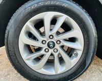 USED 2017 17 HYUNDAI TUCSON 1.7 CRDI SE NAV BLUE DRIVE 5d 114 BHP SATELLITE NAVIGATION REAR PARKING SENSORS HEATED FRONT SEATS
