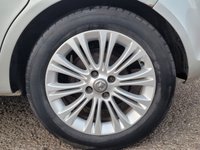 USED 2013 13 VAUXHALL CORSA 1.4 SE 5d 98 BHP 