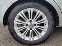 USED 2013 13 VAUXHALL CORSA 1.4 SE 5d 98 BHP 