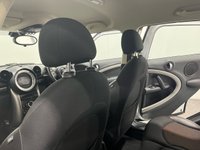 USED 2013 63 MINI COUNTRYMAN 2.0 COOPER D ALL4 5d 110 BHP Automatic 2.0 Cooper D ALL4, Generous specification, chili pack, media pack,  Striking light white ,