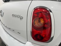 USED 2013 63 MINI COUNTRYMAN 2.0 COOPER D ALL4 5d 110 BHP Automatic 2.0 Cooper D ALL4, Generous specification, chili pack, media pack,  Striking light white ,