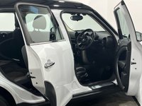 USED 2013 63 MINI COUNTRYMAN 2.0 COOPER D ALL4 5d 110 BHP Automatic 2.0 Cooper D ALL4, Generous specification, chili pack, media pack,  Striking light white ,