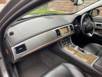 USED 2013 63 JAGUAR XF 2.2 D PREMIUM LUXURY 4d 163 BHP 