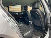 USED 2013 63 JAGUAR XF 2.2 D PREMIUM LUXURY 4d 163 BHP 