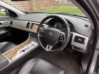 USED 2013 63 JAGUAR XF 2.2 D PREMIUM LUXURY 4d 163 BHP 