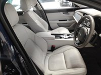 USED 2015 65 JAGUAR XF 2.0 PRESTIGE 4d 161 BHP 