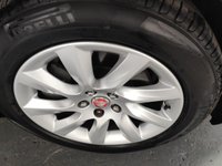 USED 2015 65 JAGUAR XF 2.0 PRESTIGE 4d 161 BHP 