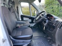 USED 2018 18 PEUGEOT BOXER 2.0 BLUE HDI 335 L2 CAGED TIPPER + TOOLBOX 130 BHP CAGED TIPPING BODY
