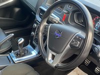 USED 2015 15 VOLVO V40 1.6 T2 R-DESIGN 5d 118 BHP ....Stunning Car.....