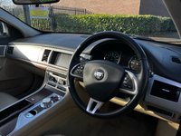 USED 2014 14 JAGUAR XF 2.2 D LUXURY 4d 163 BHP 