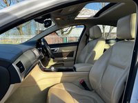 USED 2014 14 JAGUAR XF 2.2 D LUXURY 4d 163 BHP 