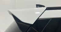 USED 2017 67 LAND ROVER DISCOVERY 2.0 SD4 S 5d 237 BHP Striking Fuji White, Privacy Glass, High Gloss Black Alloy Wheels,