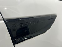 USED 2017 67 LAND ROVER DISCOVERY 2.0 SD4 S 5d 237 BHP Striking Fuji White, Privacy Glass, High Gloss Black Alloy Wheels,