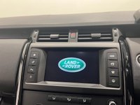 USED 2017 67 LAND ROVER DISCOVERY 2.0 SD4 S 5d 237 BHP Striking Fuji White, Privacy Glass, High Gloss Black Alloy Wheels,