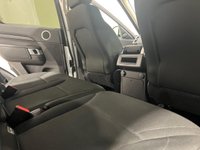 USED 2017 67 LAND ROVER DISCOVERY 2.0 SD4 S 5d 237 BHP Striking Fuji White, Privacy Glass, High Gloss Black Alloy Wheels,