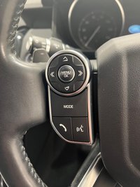 USED 2017 67 LAND ROVER DISCOVERY 2.0 SD4 S 5d 237 BHP Striking Fuji White, Privacy Glass, High Gloss Black Alloy Wheels,