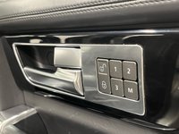 USED 2014 64 LAND ROVER DISCOVERY 3.0 SDV6 HSE LUXURY 5d 255 BHP HSE Luxury , Striking Aruba Metallic, Premium ebony leather, Rear entertainment system, 20" Alloy wheels,  Landrover Service History