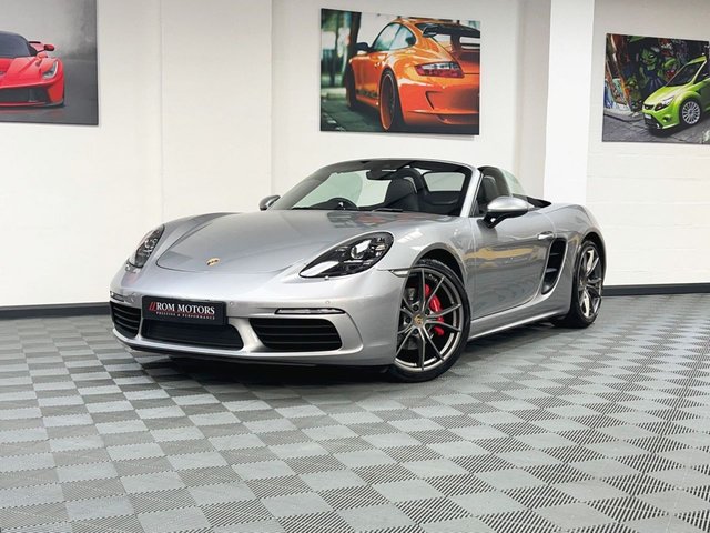 2016 P Porsche 718 2.5 BOXSTER S PDK 2d 345 BHP