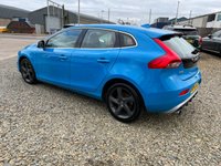 USED 2015 Y VOLVO V40 1.6 T2 R-DESIGN 5d 118 BHP 
