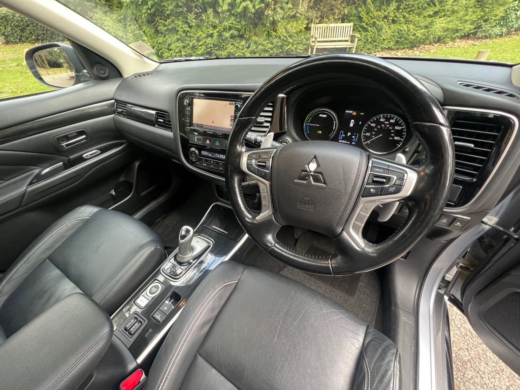 USED 2017 67 MITSUBISHI OUTLANDER 2.0 PHEV 4HS // 5d // 200 BHP // px swap 