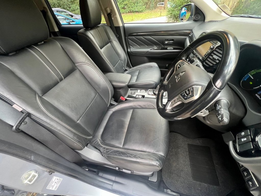 USED 2017 67 MITSUBISHI OUTLANDER 2.0 PHEV 4HS // 5d // 200 BHP // px swap 