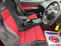 USED 2009 09 HONDA CIVIC 2.0 I-VTEC TYPE-R GT 3d 198 BHP A STUNNING EXAMPLE+EXCELLENT SERVICE RECORD CONSISTING OF 9 STAMPS IN THE BOOK+THIS VEHICLE MUST BE SEEN+1 FULL YEARS MOT PRIOR TO COLLECTION+FINANCE AND EXTENDED WARRANTY AVAILABLE ON THIS USED VEHICLE!!!