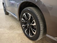 USED 2016 66 MITSUBISHI OUTLANDER 2.0 PHEV GX 3H PLUS 5d 161 BHP STUNNING COLOUR COMBINATION WITH DEALERSHIP SERVICE HISTORY