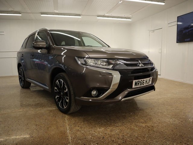 2016 66 Mitsubishi Outlander 2.0 PHEV GX 3H PLUS 5d 161 BHP