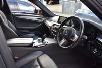 USED 2018 18 BMW 5 SERIES 2.0 520D XDRIVE M SPORT TOURING 5d 188 BHP 360 CAMERA / GESTURE CONTROL