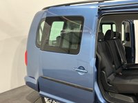 USED 2019 19 VOLKSWAGEN CADDY MAXI 2.0 C20 LIFE TDI 5d 101 BHP 24831 Miles , Double slide side doors, 16" Alloy Wheels,  centre arm rest, removable 3rd row seat
