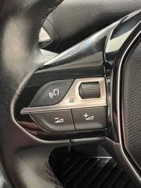 USED 2018 68 PEUGEOT 3008 1.5 BLUEHDI S/S ALLURE 5d 129 BHP Stylish 3008 1.5 Allure , 33821 Miles, 18" Detroit Diamond Alloy Wheels, Peugeot i Cockpit,