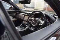 USED 2016 66 JAGUAR XF 3.0 V6 S 4d 296 BHP PAN ROOF / HEADS UP / MERIDIAN SOUND